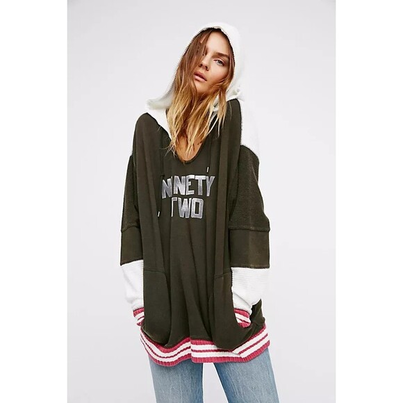 Free People Naomi Varsity Oversized Hooded Sweatshirt Black Pink Size Small - Picture 1 of 10